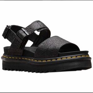 miu miu pearl slides